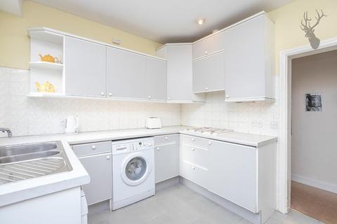 57 Forest Drive, Theydon Bois, Epping, CM16 7HB