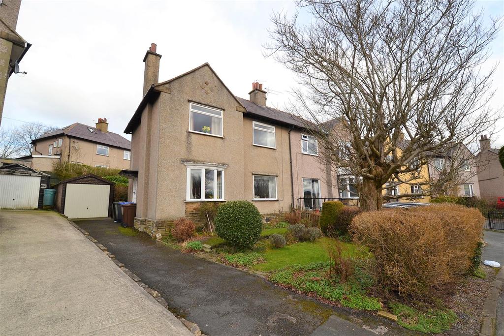 Bull Royd Crescent, off Allerton Rd, Bradford 3 bed semidetached house