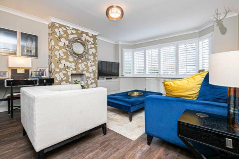 8 Harewood Hill, Theydon Bois, Epping, CM16 7EA