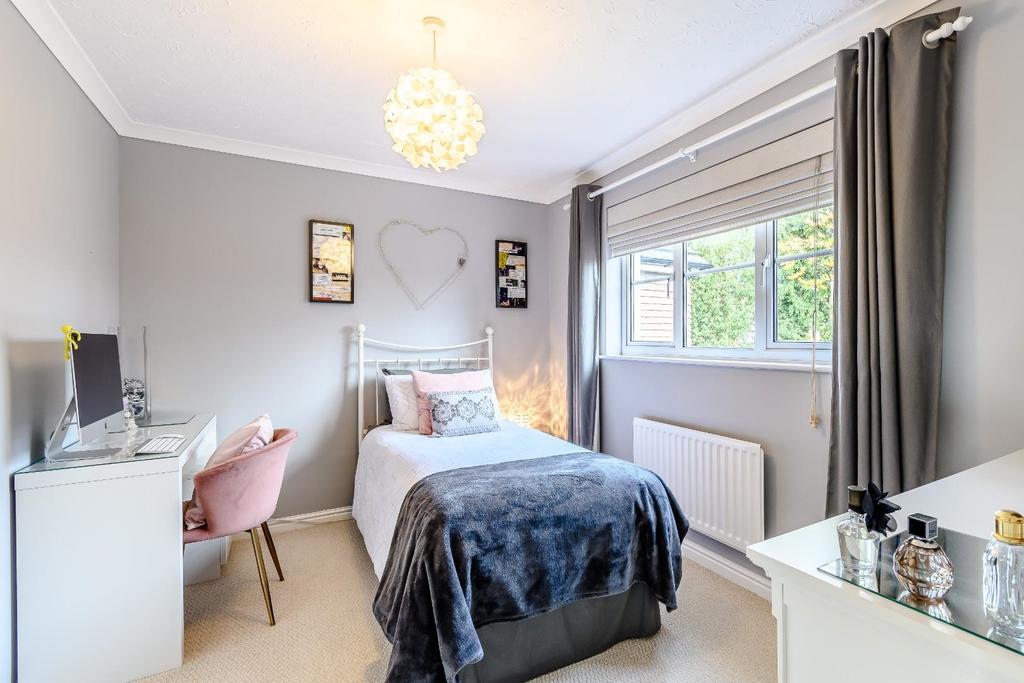 8441907-interior33.jpg