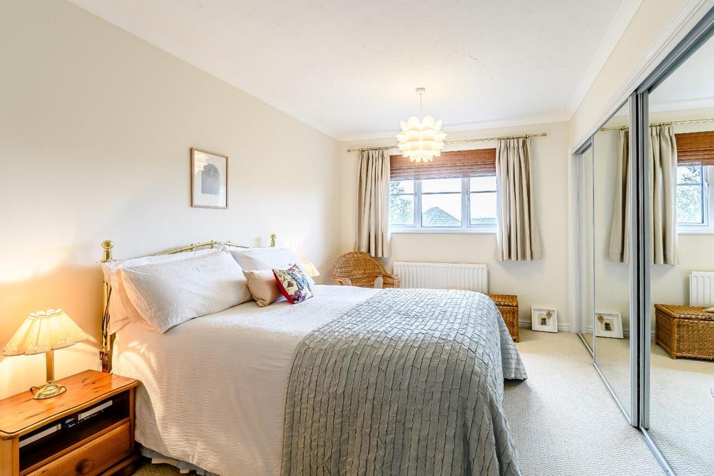 8441907-interior42.jpg