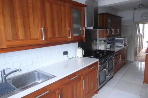 41 Beavers Lane, Hounslow, TW4 6EH