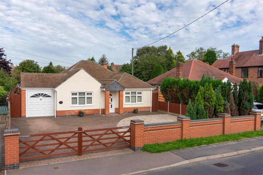 Main Street, Newbold Verdon 4 bed detached bungalow £385,000