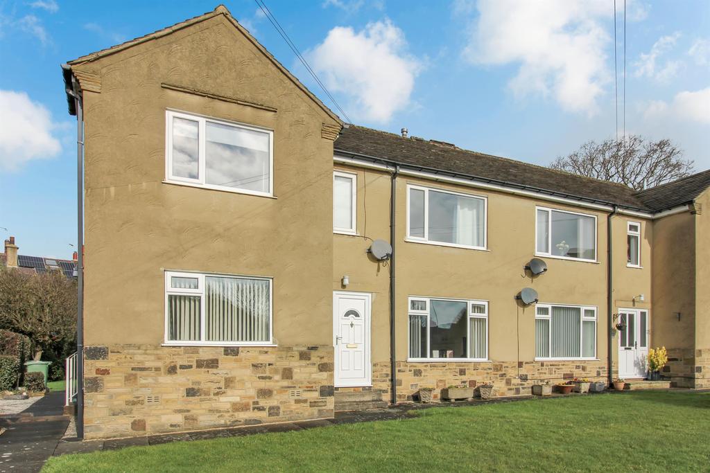 Tranfield Close, Guiseley, Leeds, LS20 8LT 2 bed ground floor flat for
