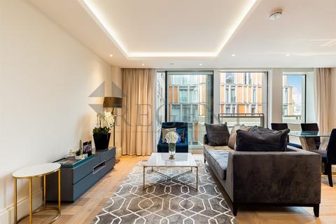 3 bedroom apartment to rent, 3 Gladstone House, WC2R