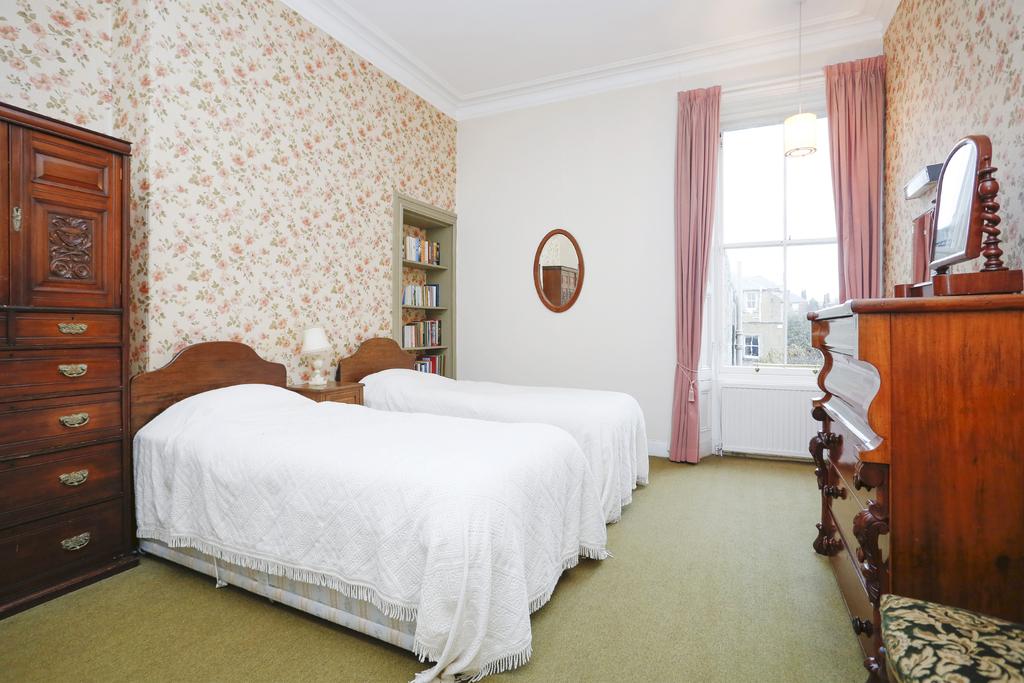 Double Bedroom 2