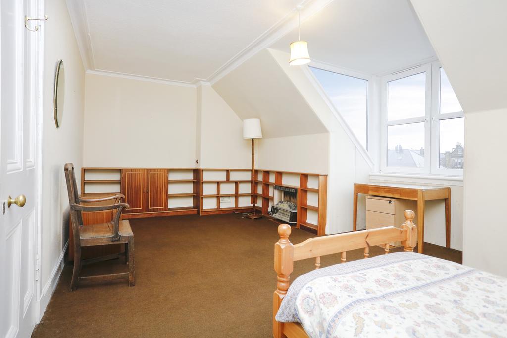 Double Bedroom 5