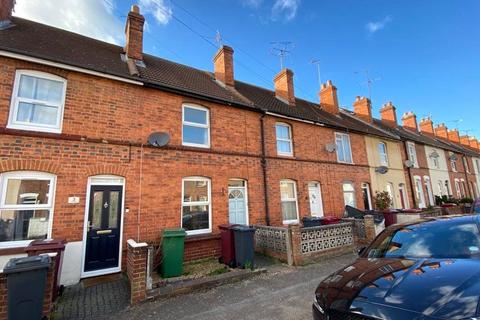 2 bedroom terraced house to rent, York Road, Reading, Berkshire, RG1