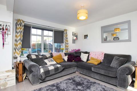 undefined, Parklands Road, Tonyrefail CF39 8PT