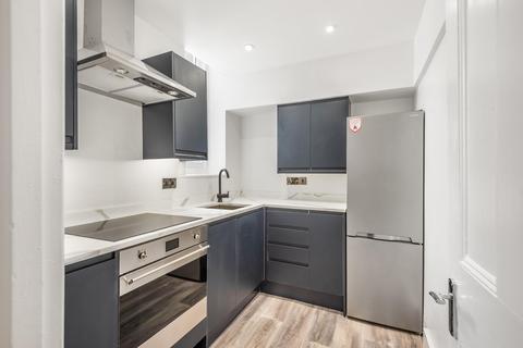 Flat 1, 17 Thicket Road, London, SE20 8DB