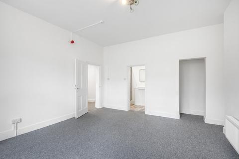 Flat 1, 17 Thicket Road, London, SE20 8DB
