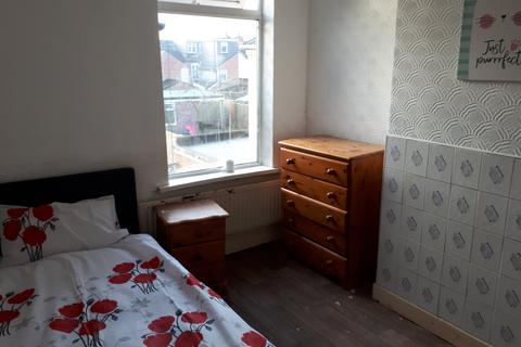 1 bedroom in a house share to rent, Room 4,  Burlington Road, Small Heath, Birmingham, B10 9PT