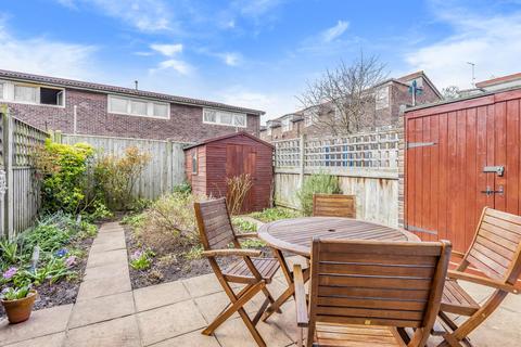 24 Moorland Road, London, SW9 8UB