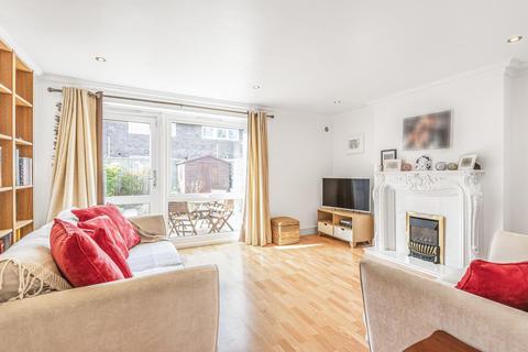24 Moorland Road, London, SW9 8UB