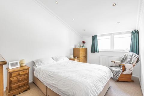 24 Moorland Road, London, SW9 8UB