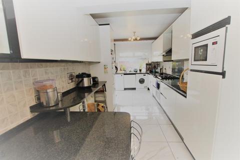 25 Abercorn Gardens, Harrow, HA3 0PB