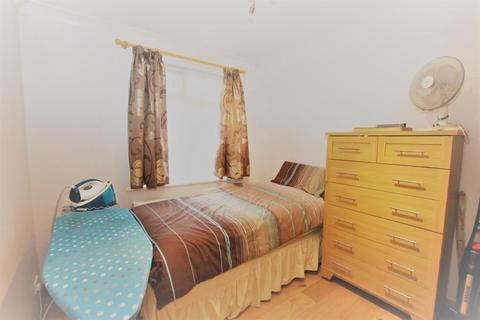 25 Abercorn Gardens, Harrow, HA3 0PB