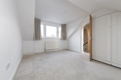 29 Alfriston Road, London, SW11 6NS