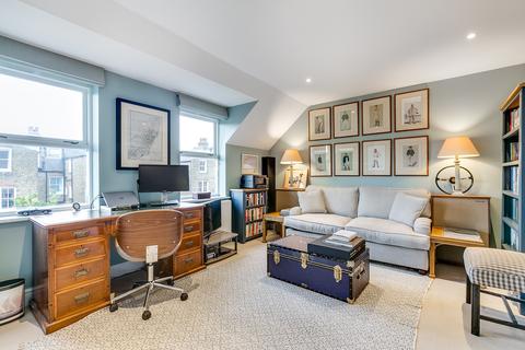 11 Walsingham Place, London, SW4 9RR