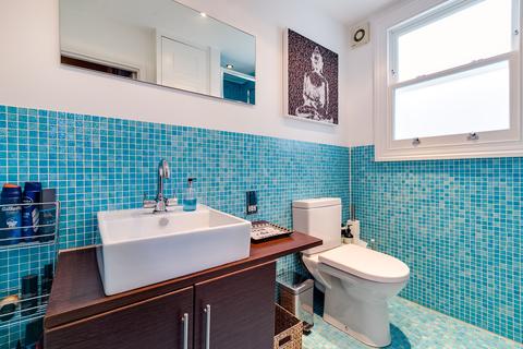 52 Sarsfeld Road, London, SW12 8HN