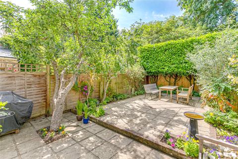 155 Ravenslea Road, London, SW12 8RT