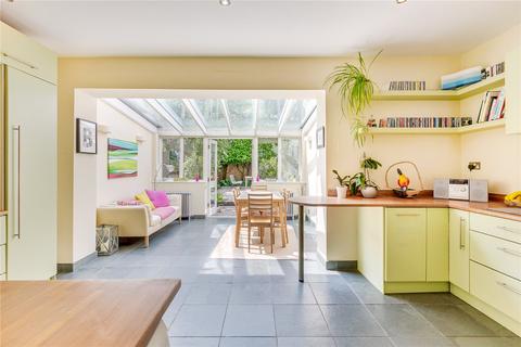 155 Ravenslea Road, London, SW12 8RT