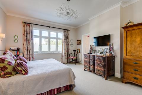 50 Woodfield Avenue, London, SW16 1LG