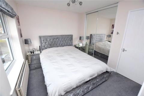 35 Long Grove, Harold Wood, Romford, RM3 0WN
