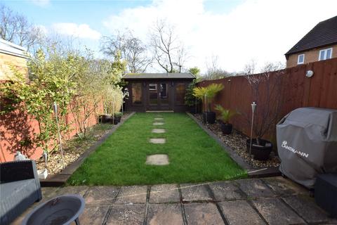 35 Long Grove, Harold Wood, Romford, RM3 0WN