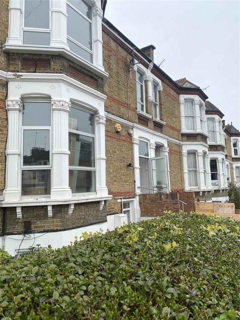 Musgrove Road, Telegraph Hill, London, SE14 4 bed apartment £2,500