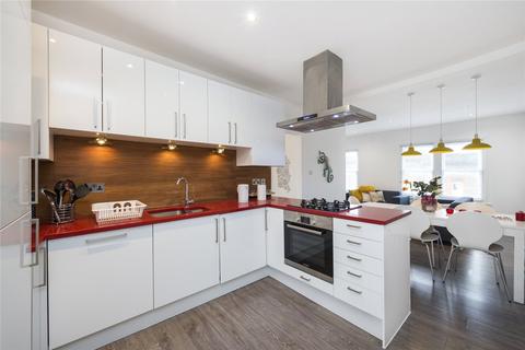 18a Glengall Road, London, NW6 7EP