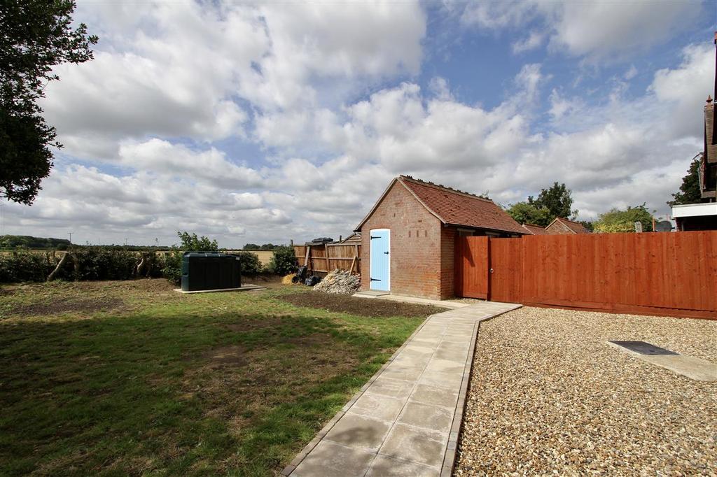 Outside - Rear