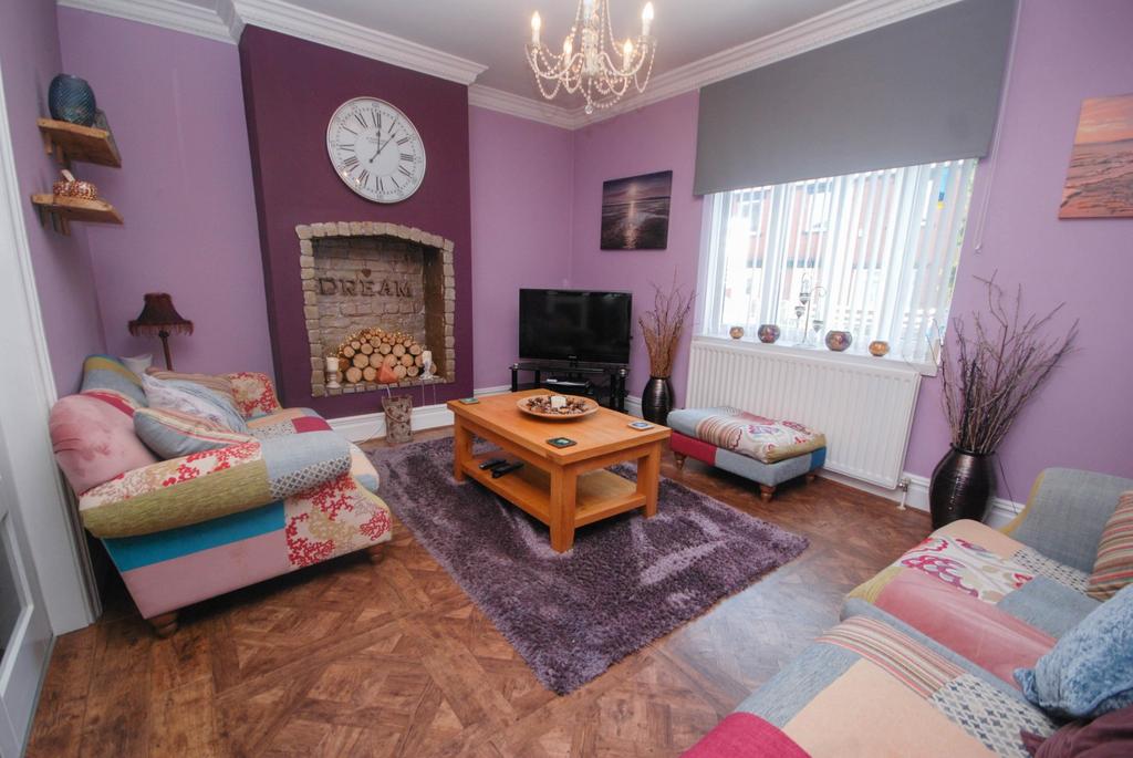 Adolphus Street, Whitburn 2 bed cottage £159,950