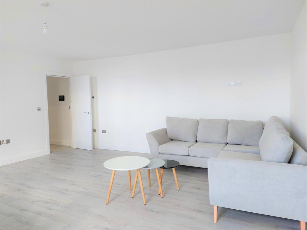 Executive 2 Bedroom Flat for Rent