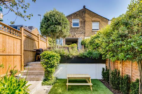 43 Tonsley Place, London, SW18 1BH