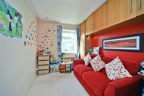 11 Ambleside Gardens, Sutton, SM2 5ES