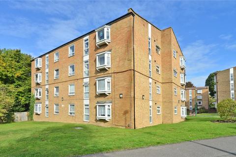 11 Ambleside Gardens, Sutton, SM2 5ES
