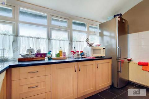 17 Vicarage Road, Leyton, London, E10 5EF