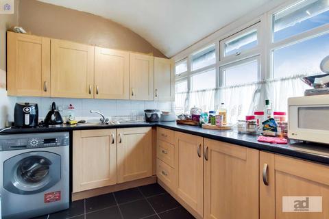 17 Vicarage Road, Leyton, London, E10 5EF