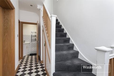 18 Cedar Lawn Avenue, Barnet, EN5 2LN