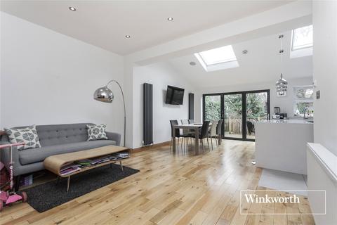 18 Cedar Lawn Avenue, Barnet, EN5 2LN