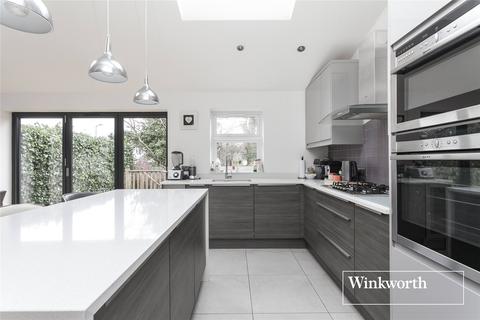 18 Cedar Lawn Avenue, Barnet, EN5 2LN