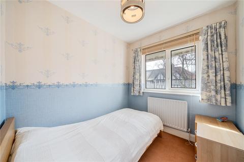 15 Park Drive, London, W3 8ND