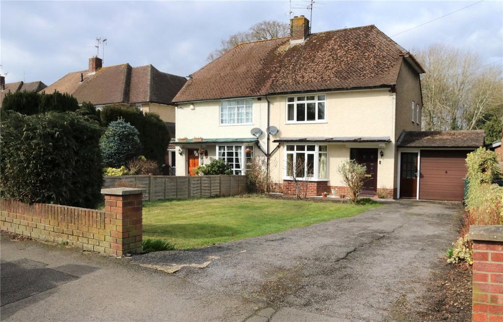Halls Road, Tilehurst, Reading, RG30 2 bed semidetached house £355,000