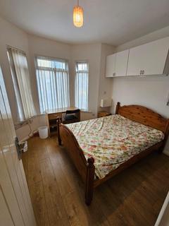 Studio to rent, LU1 1HX