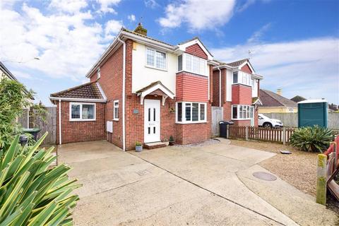 69 Clover Rise, Whitstable, CT5 3HT
