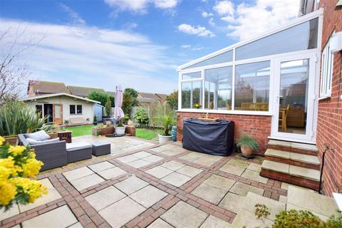 69 Clover Rise, Whitstable, CT5 3HT