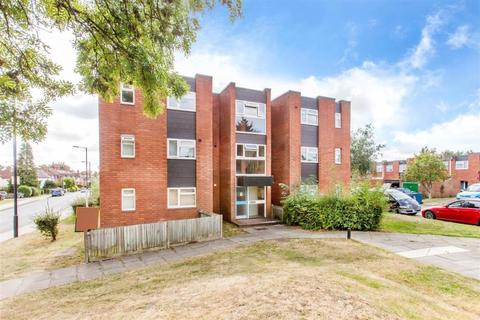 17 Mercer Place, Pinner, HA5 3UH