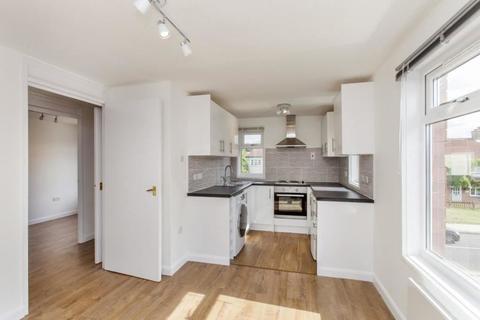 17 Mercer Place, Pinner, HA5 3UH