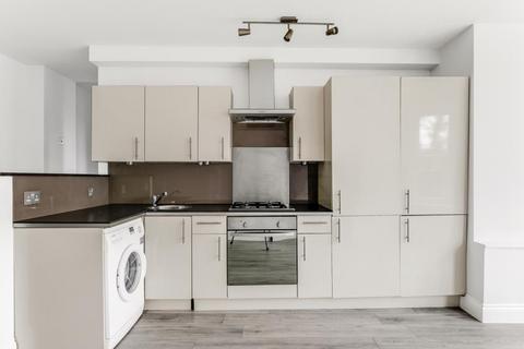 1 bedroom flat to rent, Crescent Road, Crouch End, N8